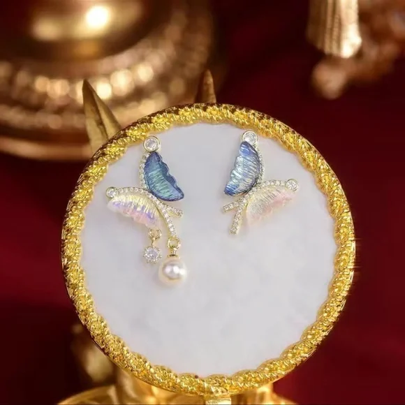 NEW Asymmetrical Butterflies Pearl S925 Earrings - Picture 4 of 6